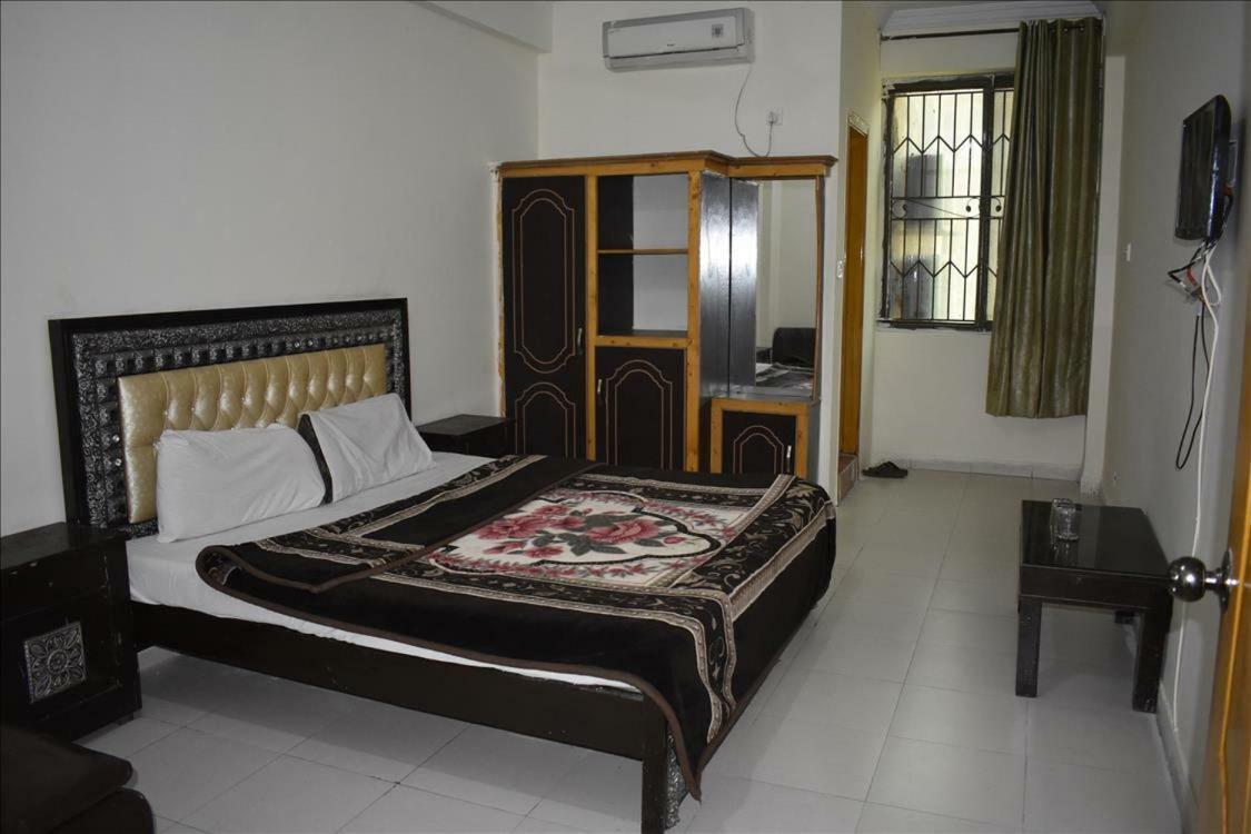 Mehran Hotel Rawalpindi Exteriör bild